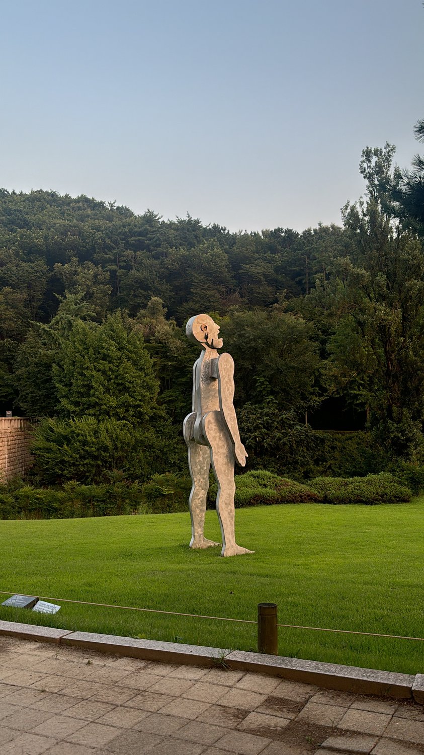 Frame 10 — Singing Man, Gwacheon, South Korea